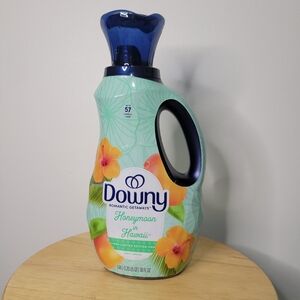 Down Romantic Getaways Limited Edition Fabirc Softener - Honeymoon in Hawaii